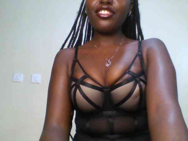 Leslie-ann webcam