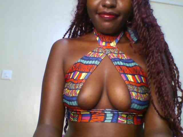 Leslie-ann webcam