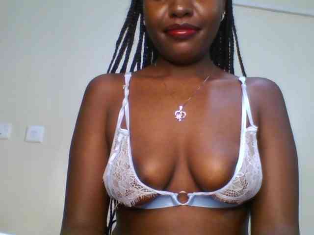 Leslie-ann webcam