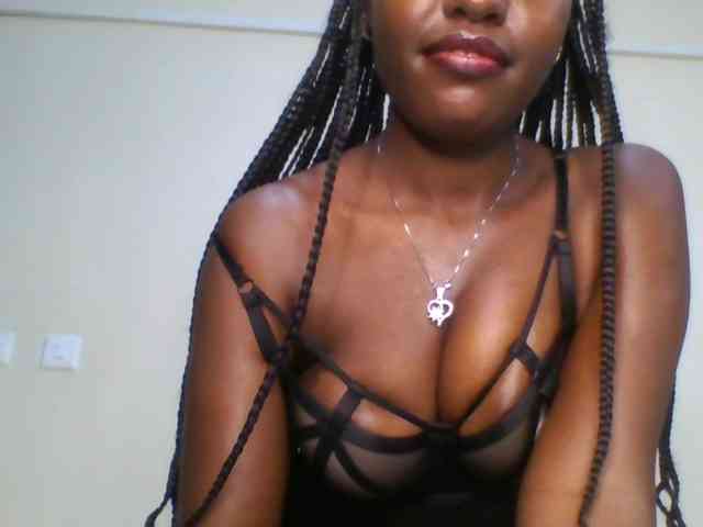 Leslie-ann webcam