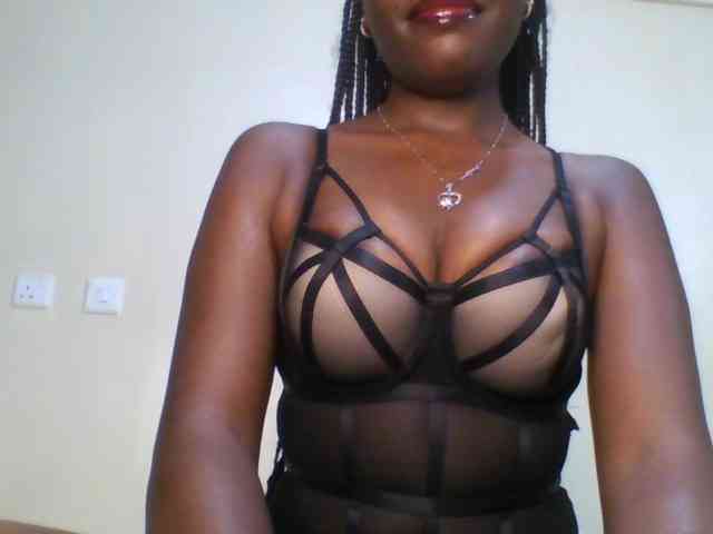 Leslie-ann webcam