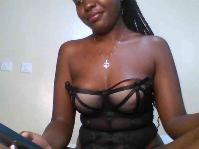 Leslie-ann webcam