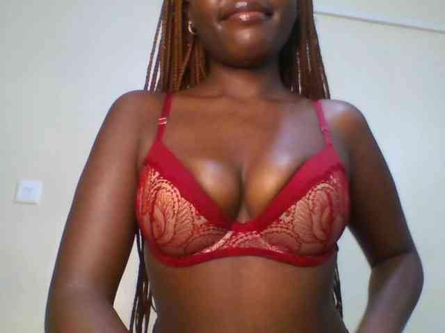Leslie-ann webcam