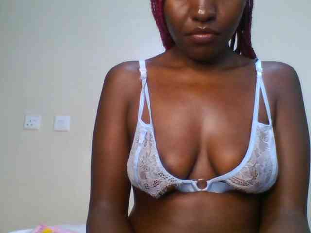 Leslie-ann webcam