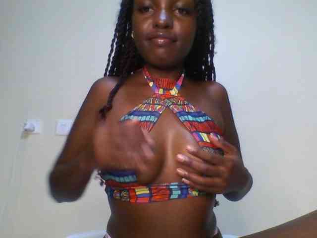 Leslie-ann webcam