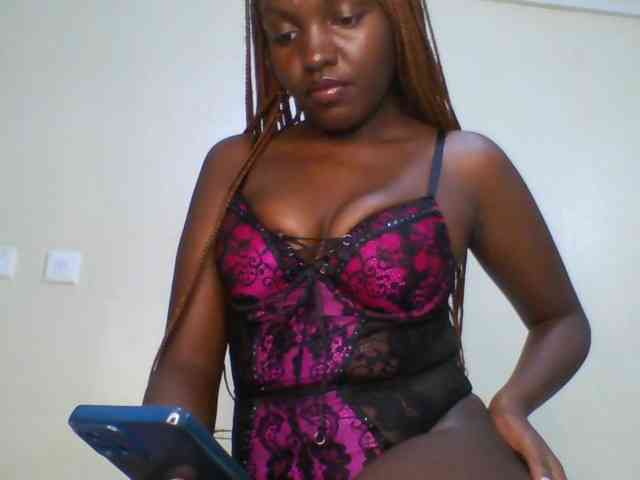 Leslie-ann webcam