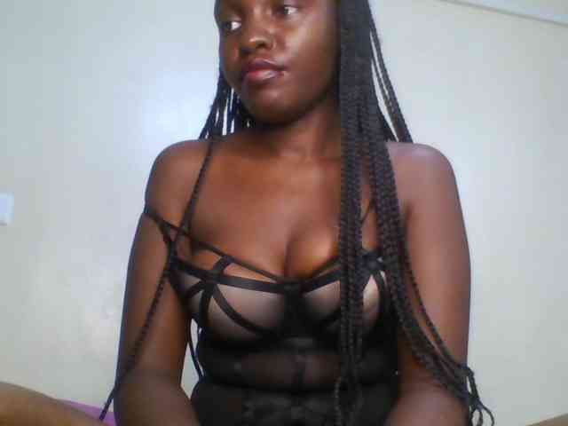 Leslie-ann webcam