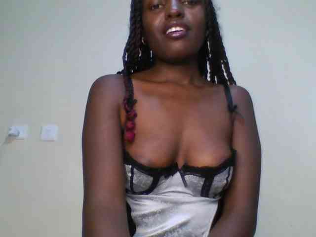 Leslie-ann webcam
