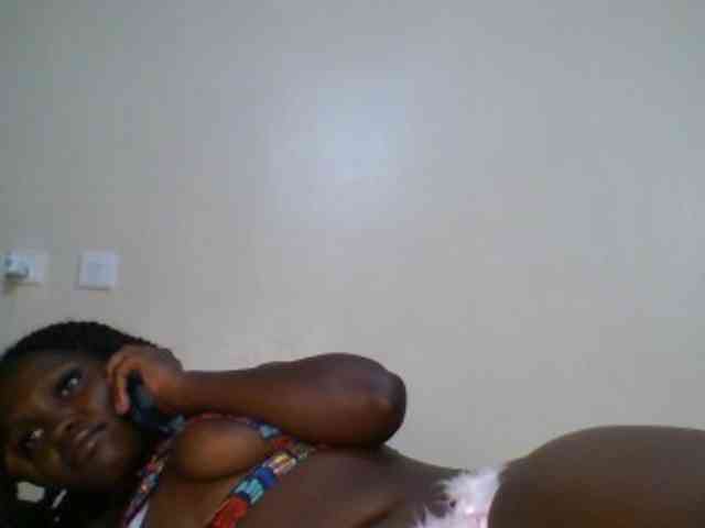 Leslie-ann webcam