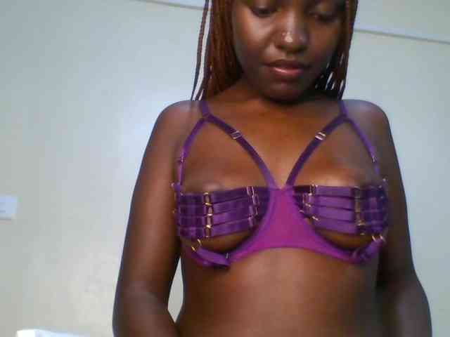 Leslie-ann webcam