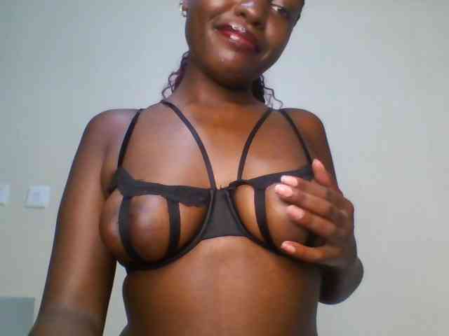Leslie-ann webcam