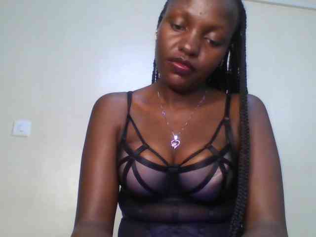 Leslie-ann webcam