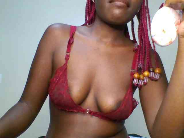 Leslie-ann webcam