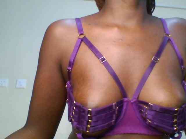 Leslie-ann webcam