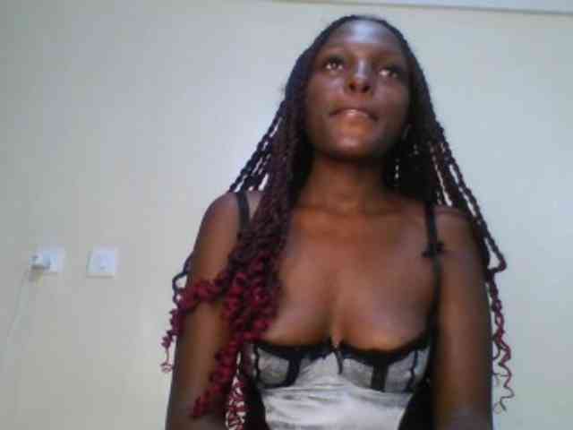 Leslie-ann webcam