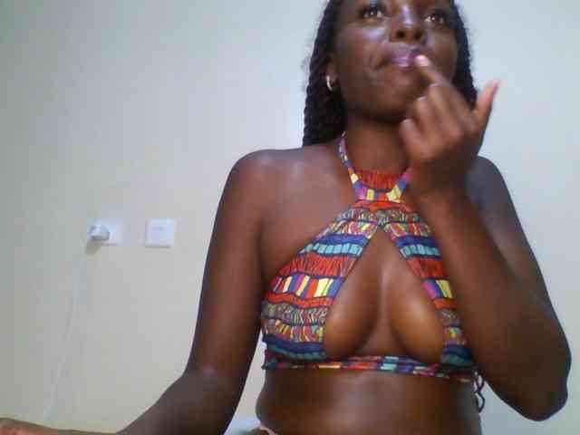 Leslie-ann webcam
