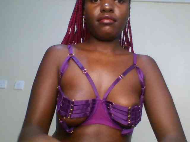Leslie-ann webcam