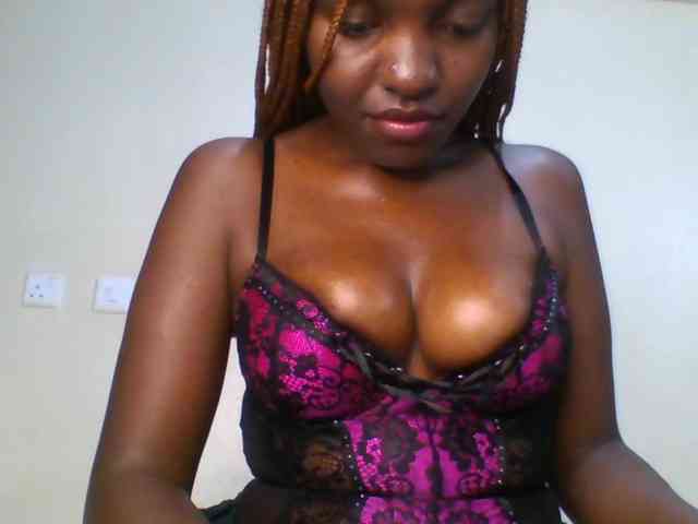 Leslie-ann webcam