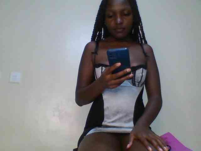 Leslie-ann webcam