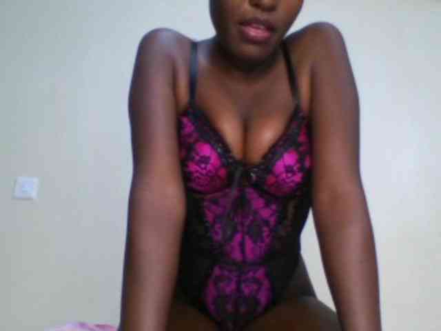 Leslie-ann webcam