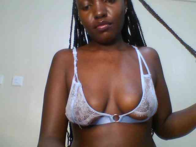 Leslie-ann webcam