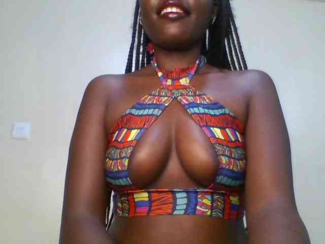 Leslie-ann webcam