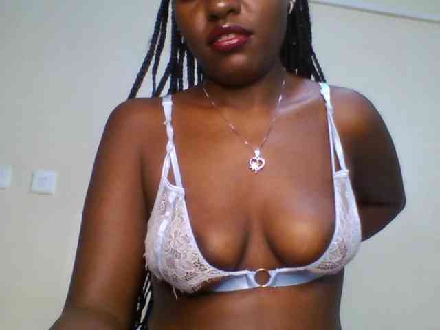 Leslie-ann webcam