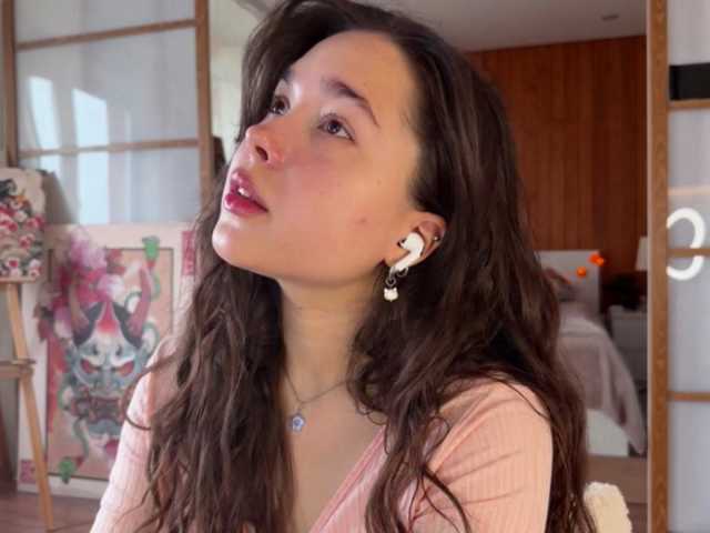 PlumyBun live cam on BongaCams