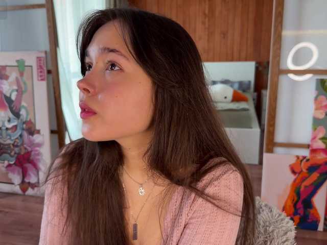 PlumyBun live cam on BongaCams