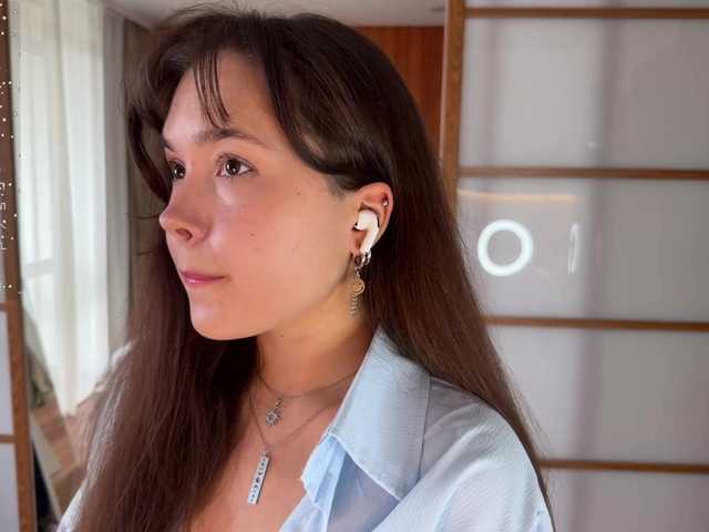 PlumyBun live cam on BongaCams