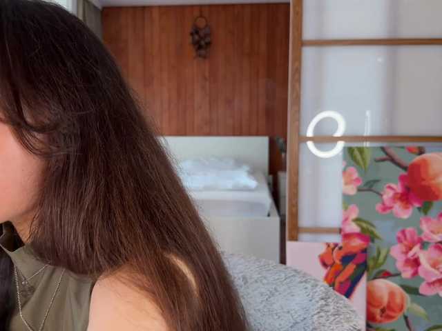 PlumyBun live cam on BongaCams