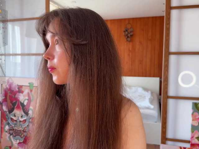PlumyBun live cam on BongaCams