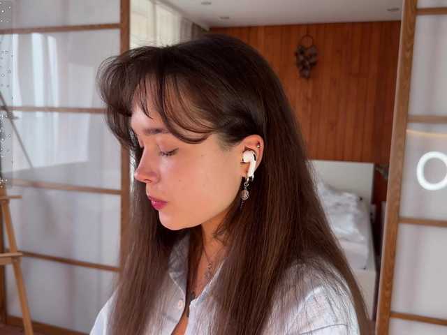 PlumyBun live cam on BongaCams