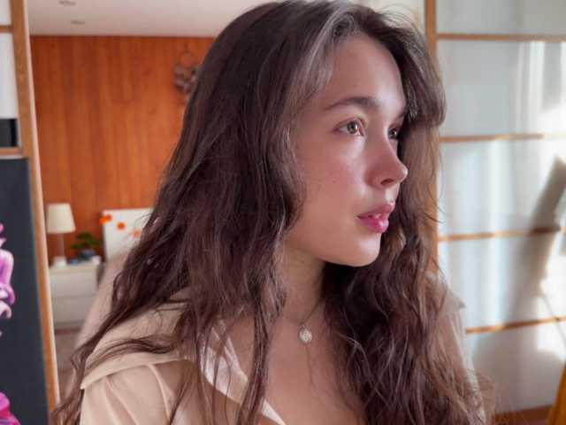 PlumyBun live cam on BongaCams