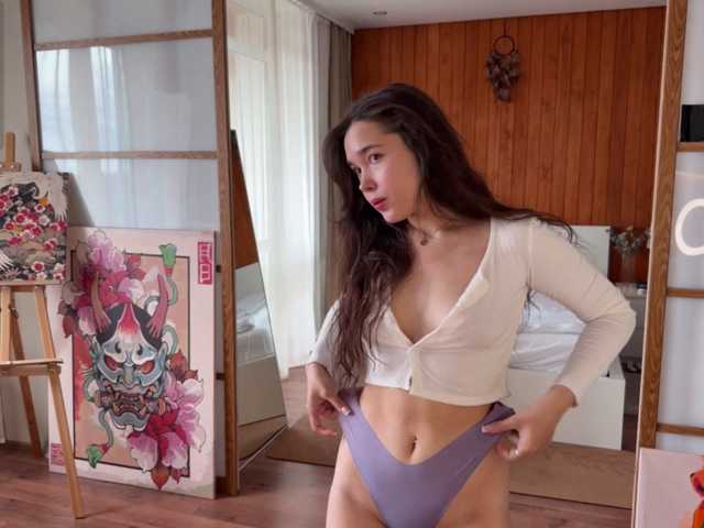 PlumyBun live cam on BongaCams