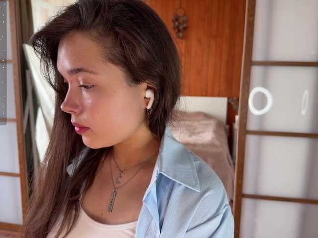PlumyBun live cam on BongaCams