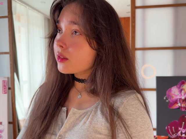 PlumyBun live cam on BongaCams