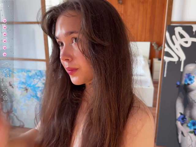 PlumyBun live cam on BongaCams
