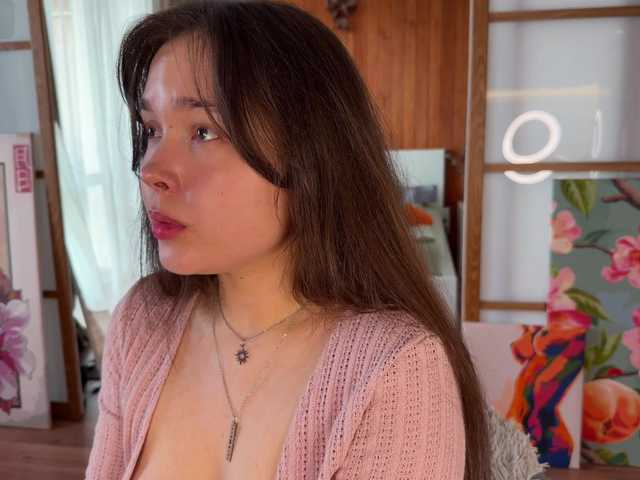 PlumyBun live cam