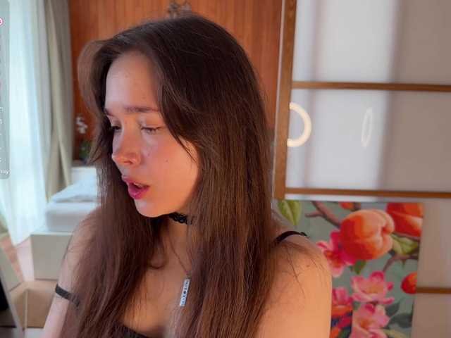 PlumyBun's BongaCams show and profile