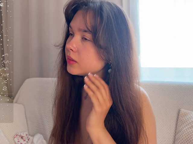 PlumyBun live cam on BongaCams