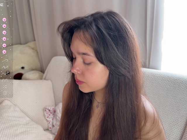 PlumyBun live cam on BongaCams