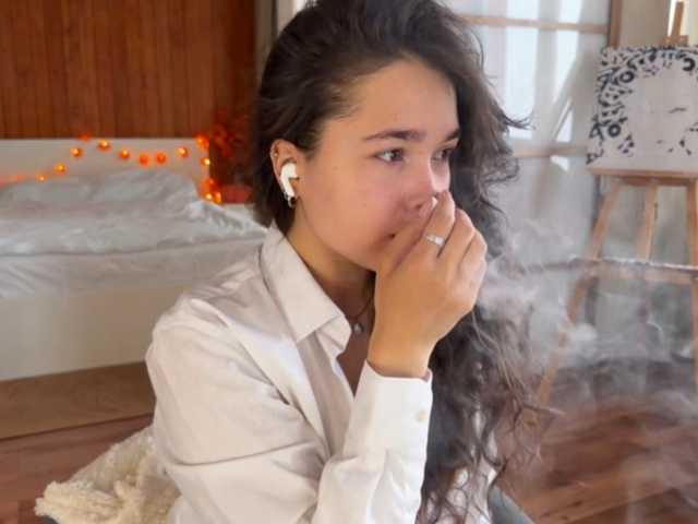 PlumyBun live cam on BongaCams