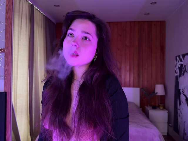 PlumyBun live cam on BongaCams