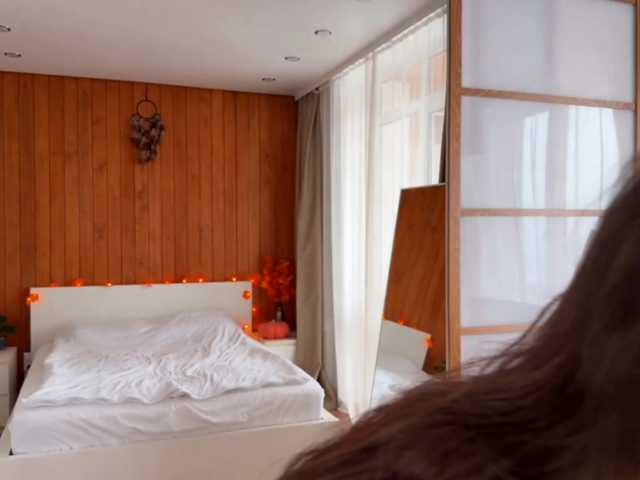 PlumyBun live cam on BongaCams