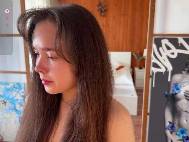 PlumyBun live cam on BongaCams