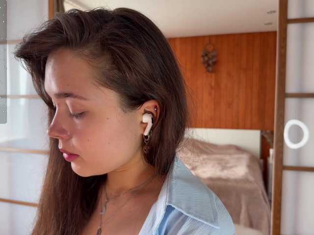 PlumyBun live cam on BongaCams