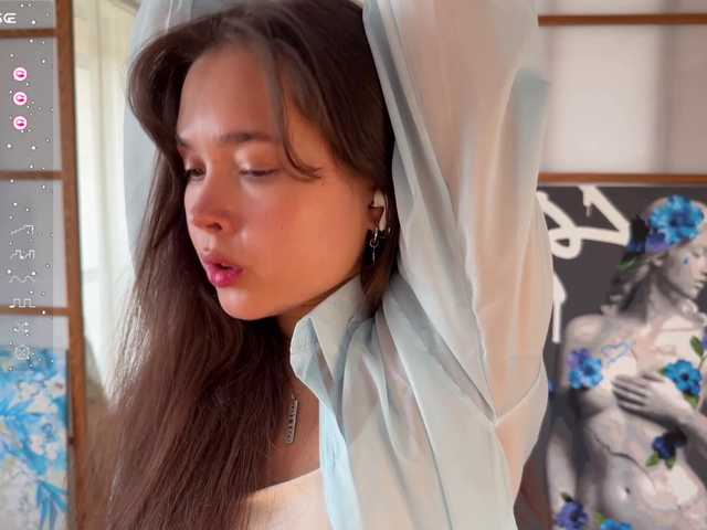 PlumyBun live cam on BongaCams