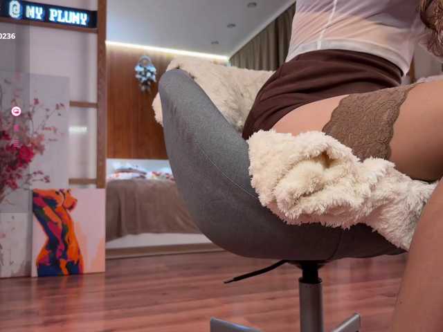 PlumyBun live cam on BongaCams