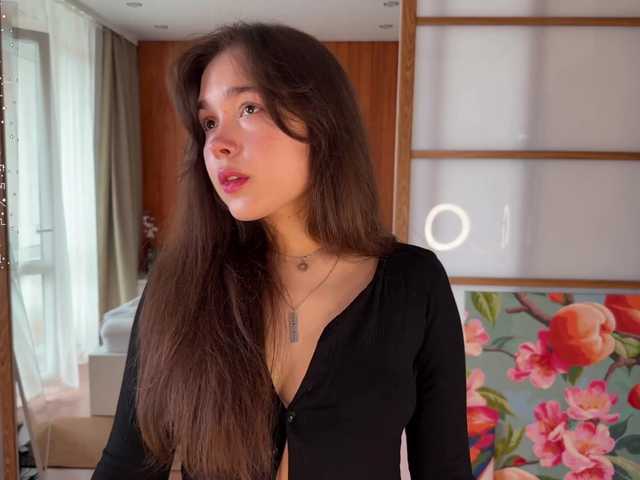 PlumyBun live cam